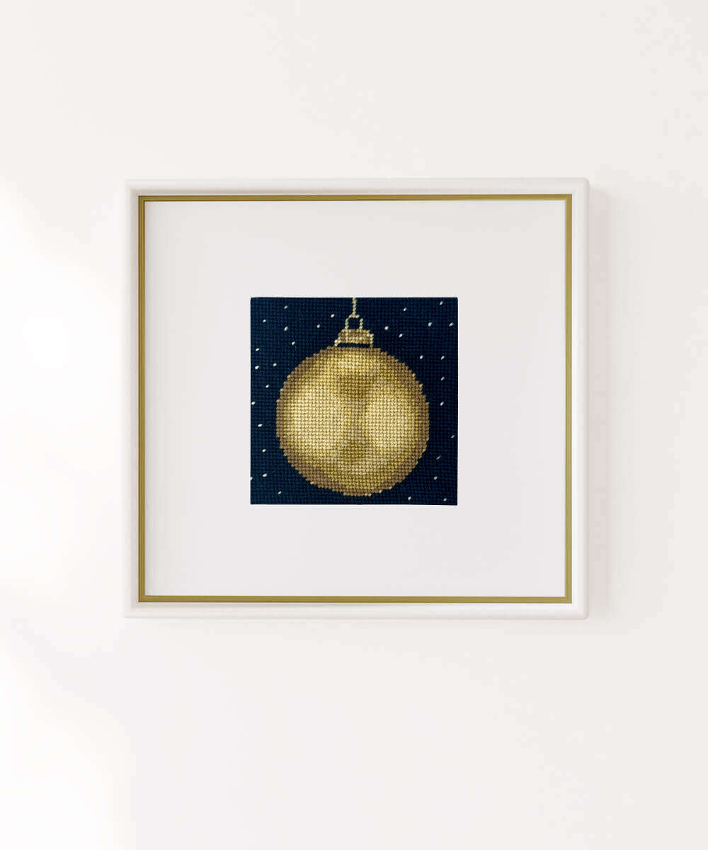 Holiday Collection - Gold Bauble Mini Kit