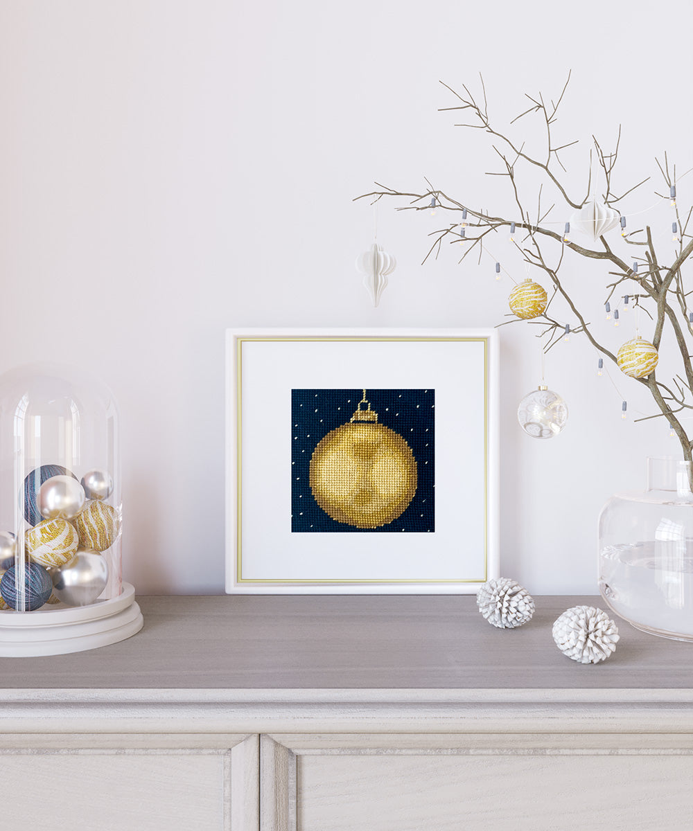 Holiday Collection - Gold Bauble Mini Kit